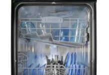 Як парові посудомийні машини використовують високотемпературну пару під високим тиском для підвищення ефективності очищення